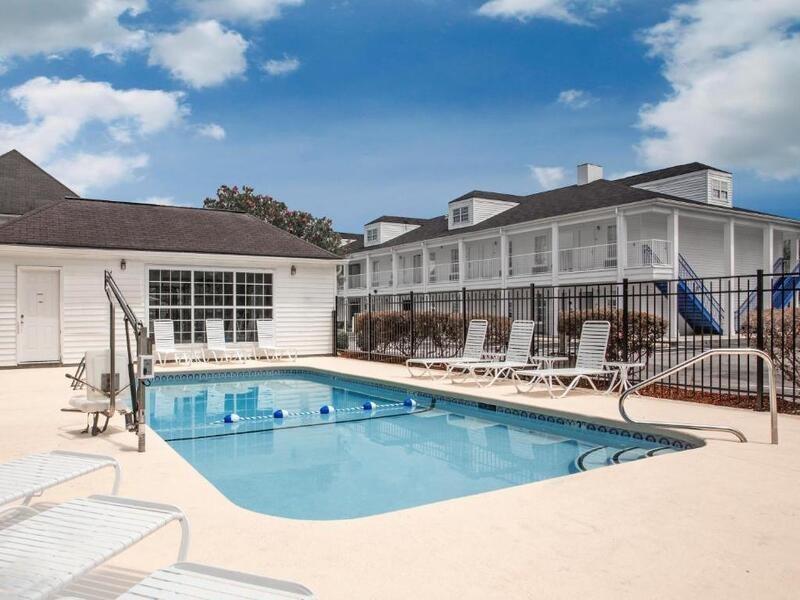 Baymont By Wyndham Brunswick Ga Hotell Eksteriør bilde