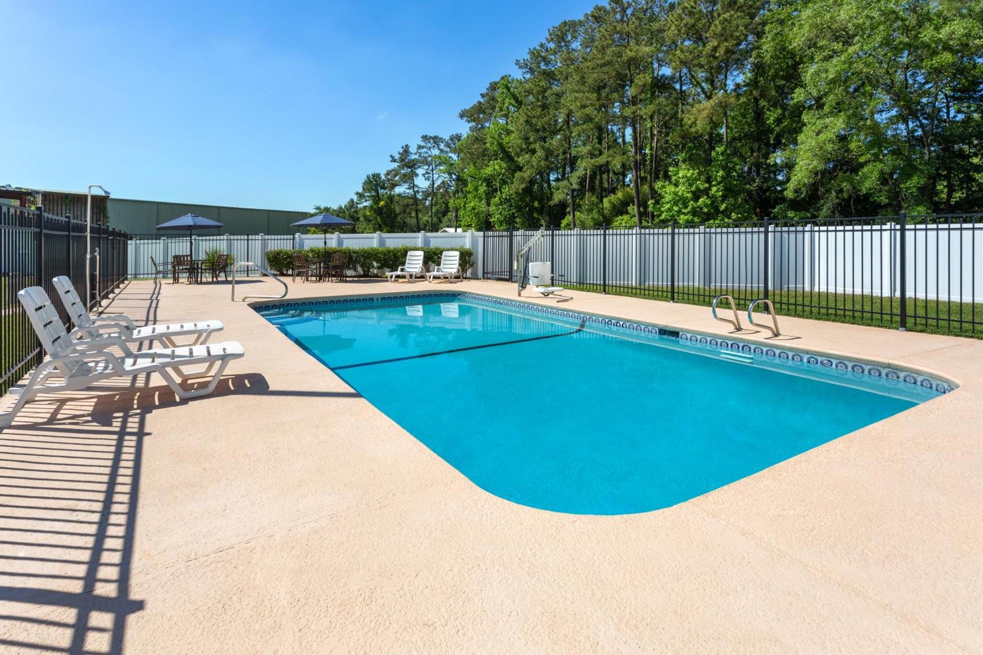 Baymont By Wyndham Brunswick Ga Hotell Eksteriør bilde